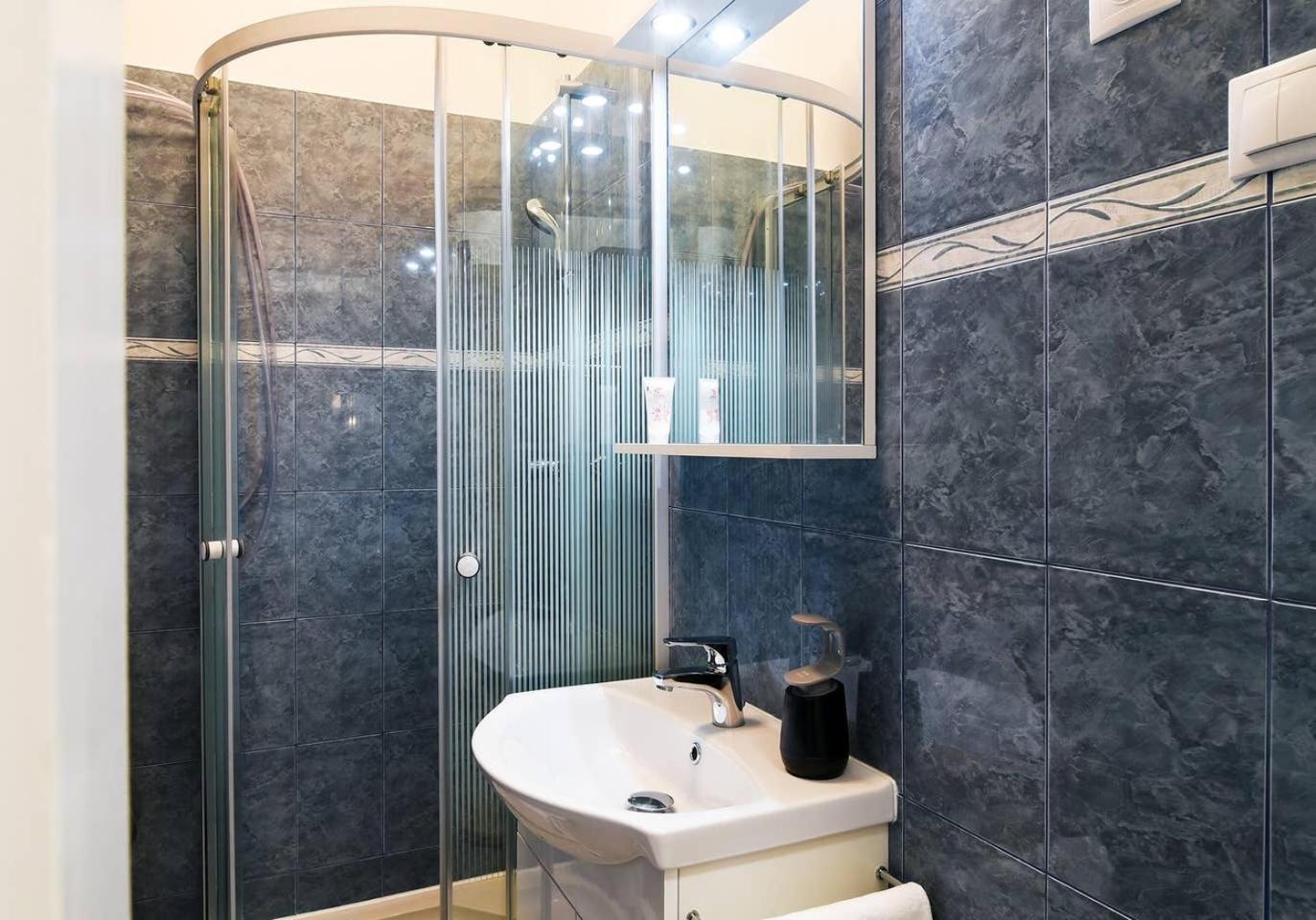 Very Central Apartment Close To Basilica 부다페스트 외부 사진